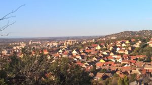 Stadtpanorama Pécs - aufgenommen vom Aussichtspunkt Téttye -November 2017 - Lizenz Reimar J. Hau